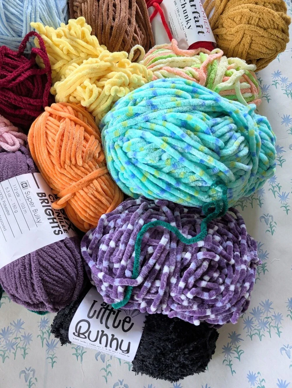 Group Chenille and Blanket Yarn Bernat Premier Parfait Chunky Sweet Snuggles Lot